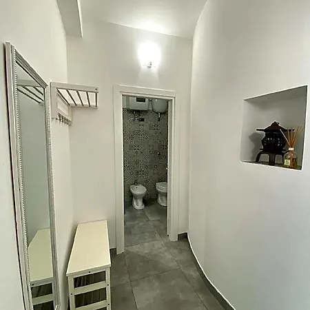 Two Steps From San Pietro Rom